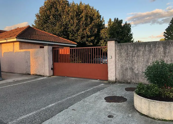 Appartement au milieu des lacs, au bord du Guiers